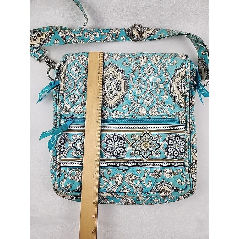 Vera Bradley Messenger Bag Totally Turk Retired Pattern Quilted Crossbody Purse